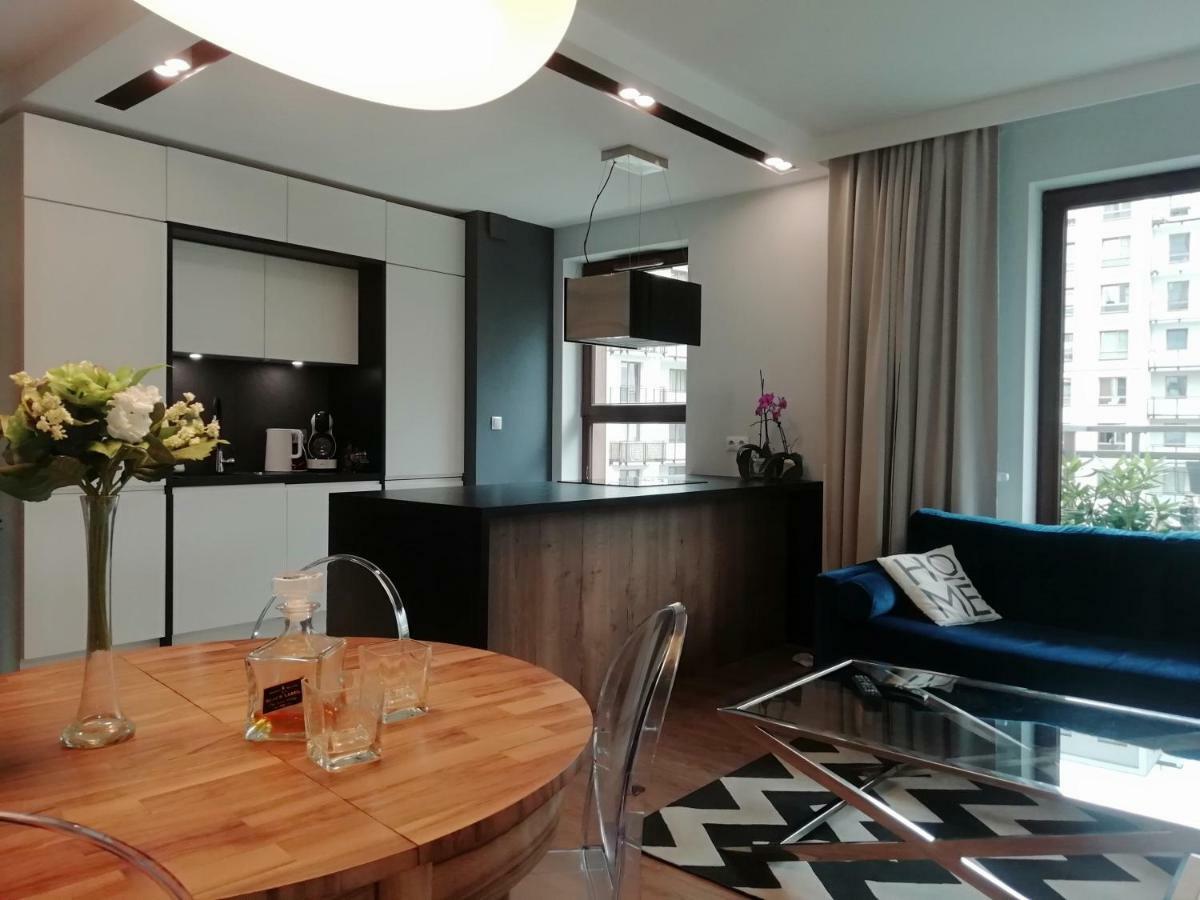 Woronicza Premium Apartment Варшава Екстериор снимка